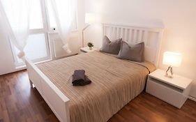 After Eight Apartment