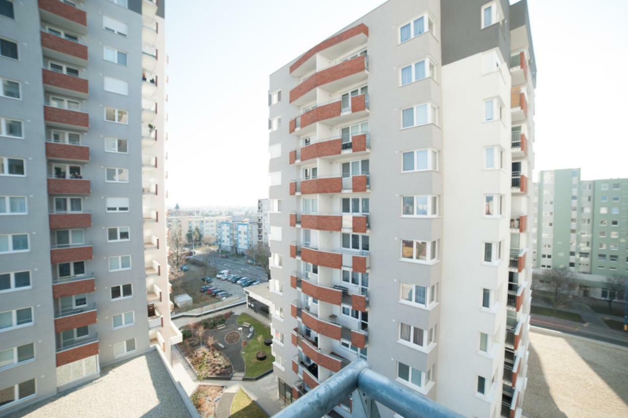 After Eight Apartment Bratislava Exteriér fotografie